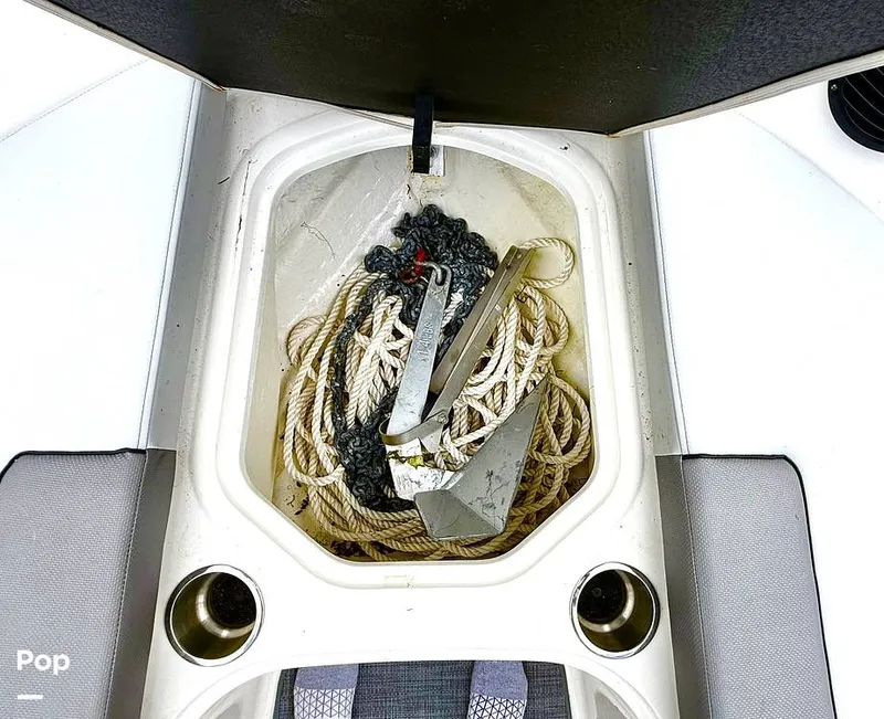 Slide: The Image of Bayliner VR6 2023 - 16705915