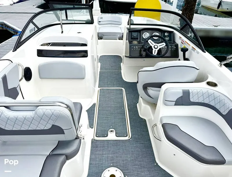 Slide: The Image of Bayliner VR6 2023 - 16705867