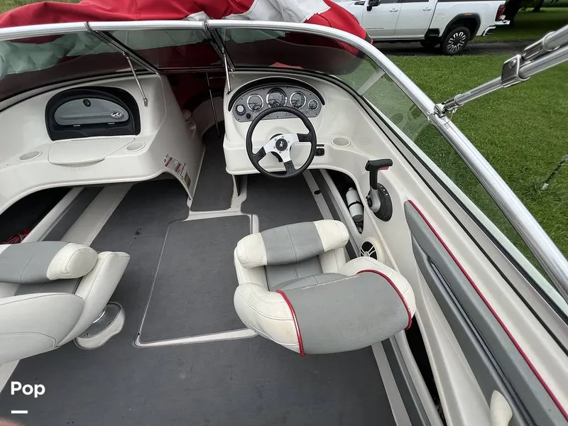 Slide: The Image of Sea Ray 205 Sport 2008 - 16660728