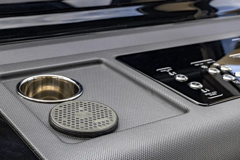 Slide: The Image of Cruisers 57 FLY 2026 - 71