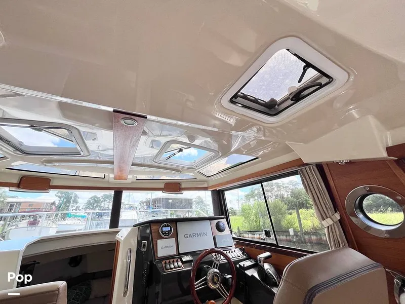 Slide: The Image of Cabin Hatches - 16727260