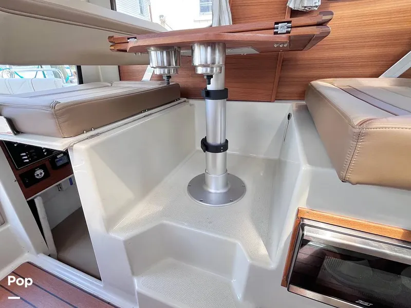 Slide: The Image of Convertible Dinette - 16727194