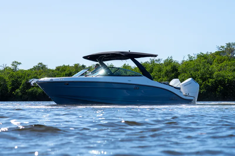 Slide: The Image of Sea Ray SLX 280 Outboard 2026 - 1