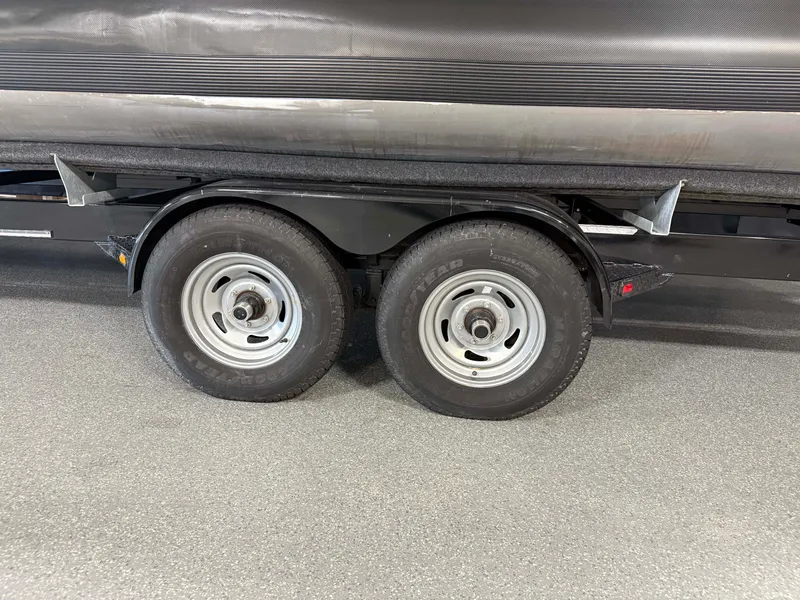 Slide: The Image of Premier 290 GRANDVIEW 2020 - 111