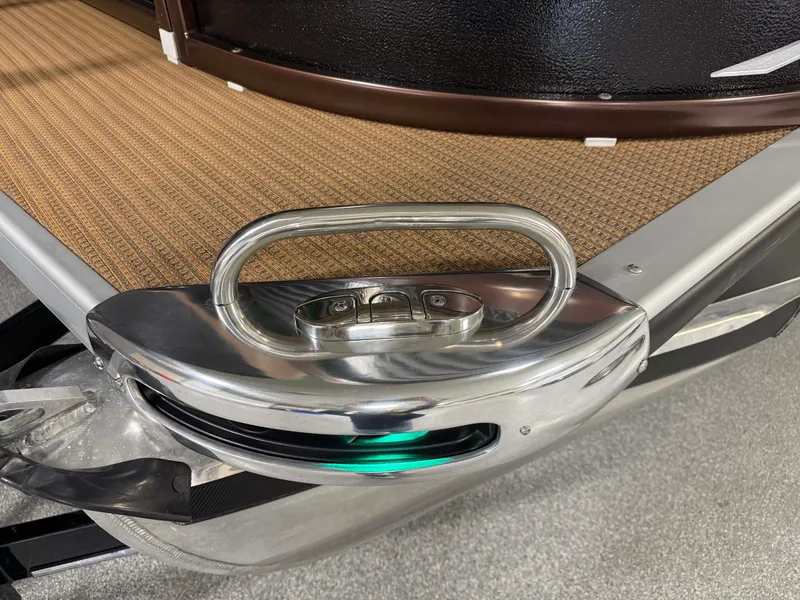 Slide: The Image of Premier 290 GRANDVIEW 2020 - 14