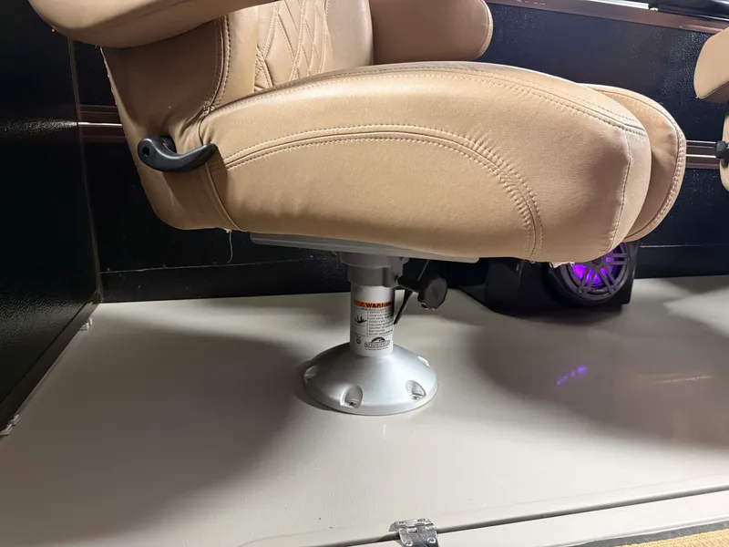 Slide: The Image of Premier 290 GRANDVIEW 2020 - 31