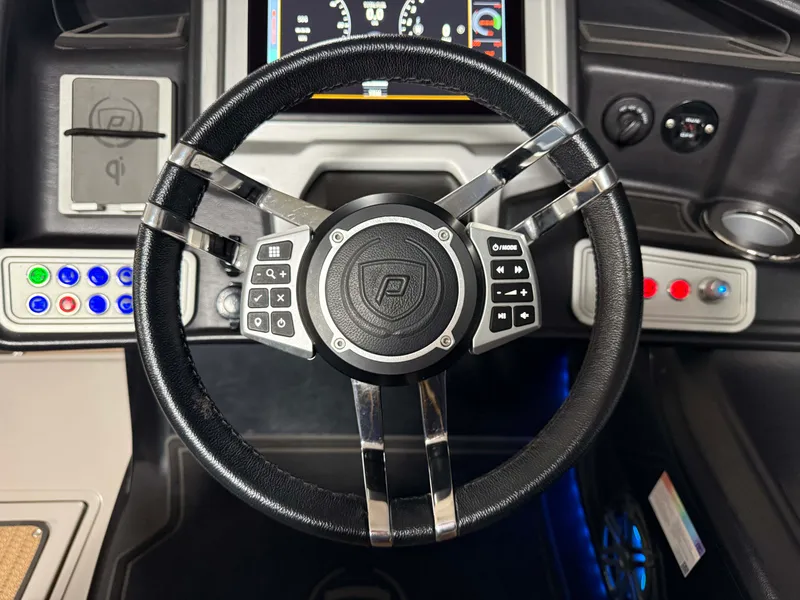 Slide: The Image of Premier 290 GRANDVIEW 2020 - 40