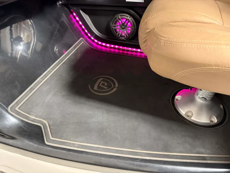 Slide: The Image of Premier 290 GRANDVIEW 2020 - 47