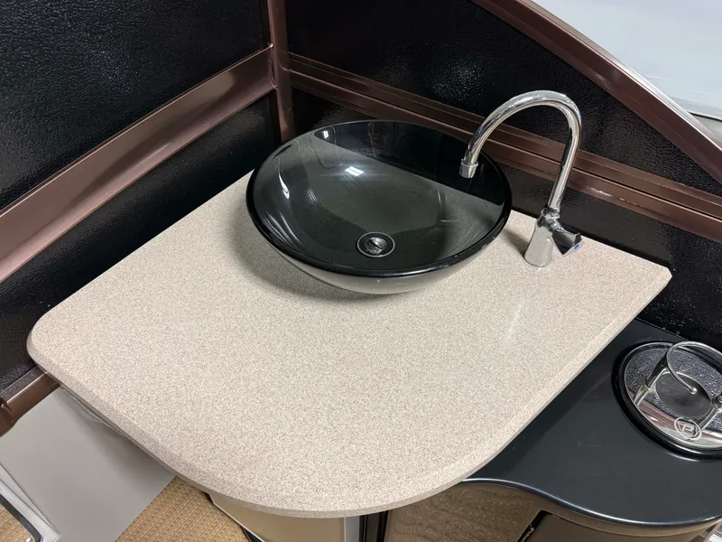 Slide: The Image of Premier 290 GRANDVIEW 2020 - 70