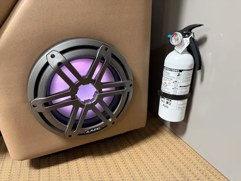 Slide: The Image of Premier 290 GRANDVIEW 2020 - 88