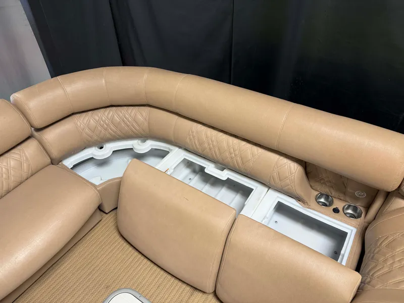 Slide: The Image of Premier 290 GRANDVIEW 2020 - 94