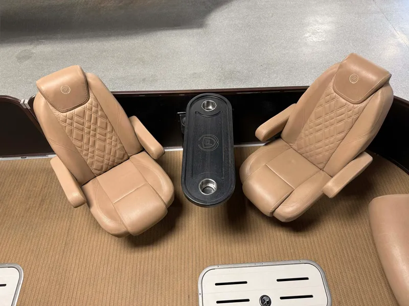 Slide: The Image of Premier 290 GRANDVIEW 2020 - 99