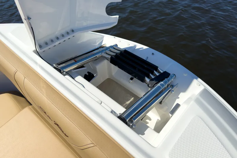 Slide: The Image of Sea Ray SDX 250 Outboard 2026 - 22