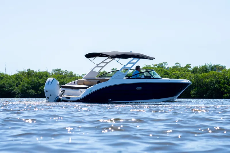 Slide: The Image of Sea Ray SDX 250 Outboard 2026 - 3