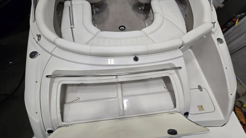 Slide: The Image of Four Winns 214 FS 2004 - 15