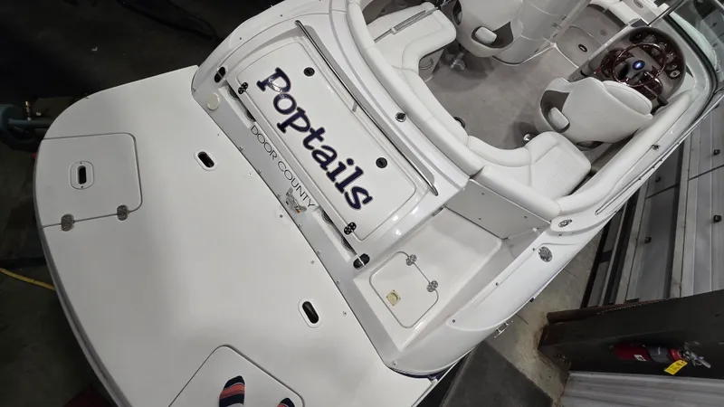 Slide: The Image of Four Winns 214 FS 2004 - 4