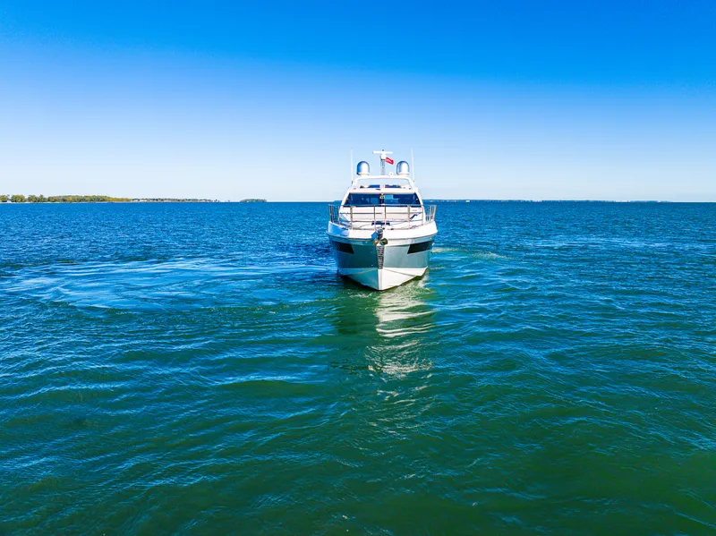 Slide: The Image of Azimut S6 2019 - 6