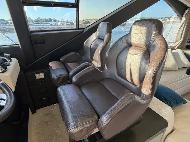 Slide: The Image of Azimut S6 2019 - 20
