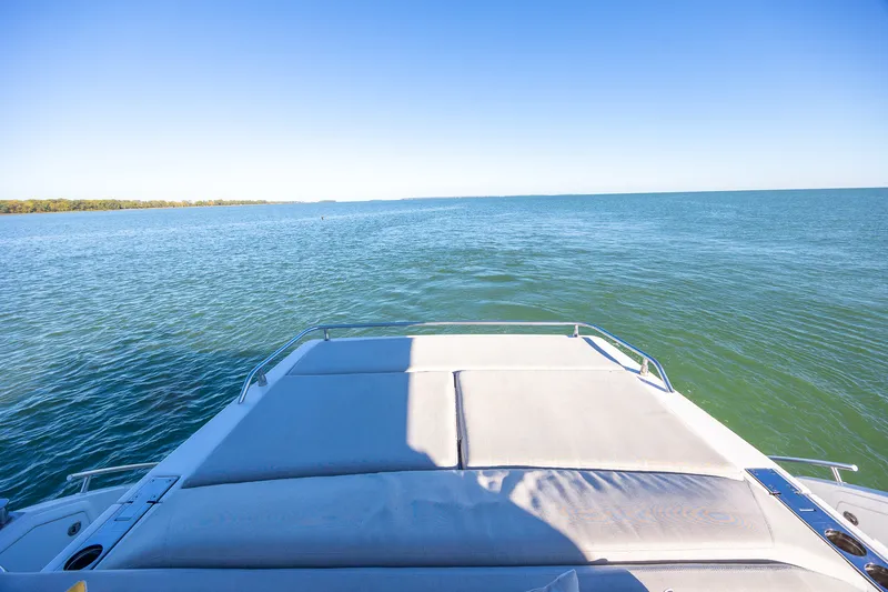 Slide: The Image of Azimut S6 2019 - 49