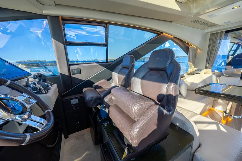 Slide: The Image of Azimut S6 2019 - 42