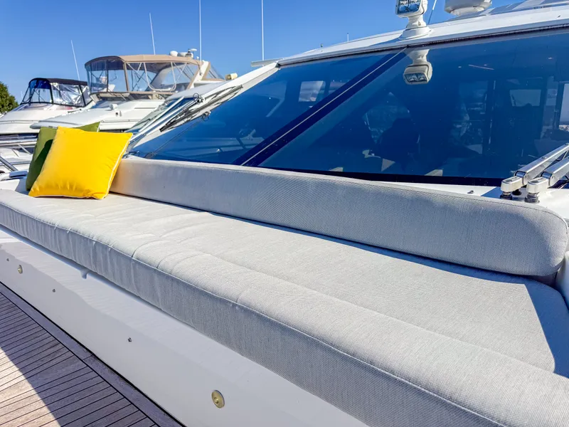 Slide: The Image of Azimut S6 2019 - 80