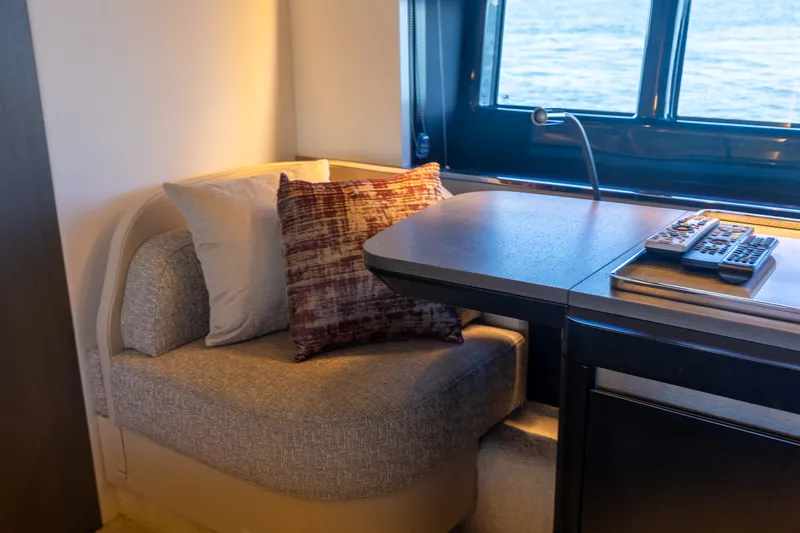 Slide: The Image of Azimut S6 2019 - 64