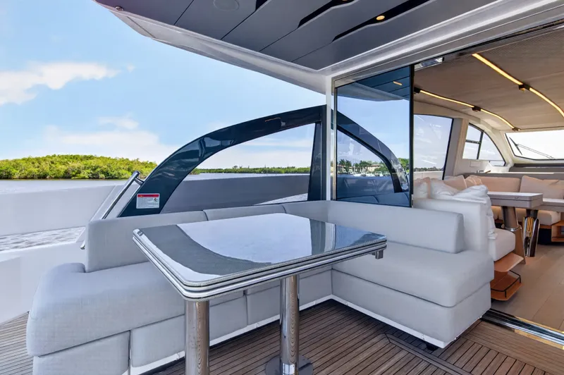Slide: The Image of Azimut S7 2026 - 36