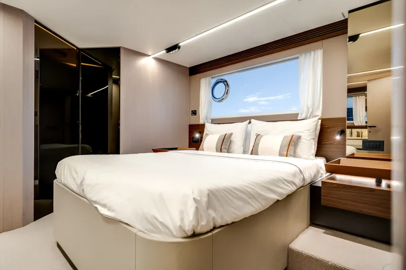 Slide: The Image of Azimut S7 2026 - 31