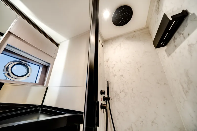 Slide: The Image of Azimut S7 2026 - 20