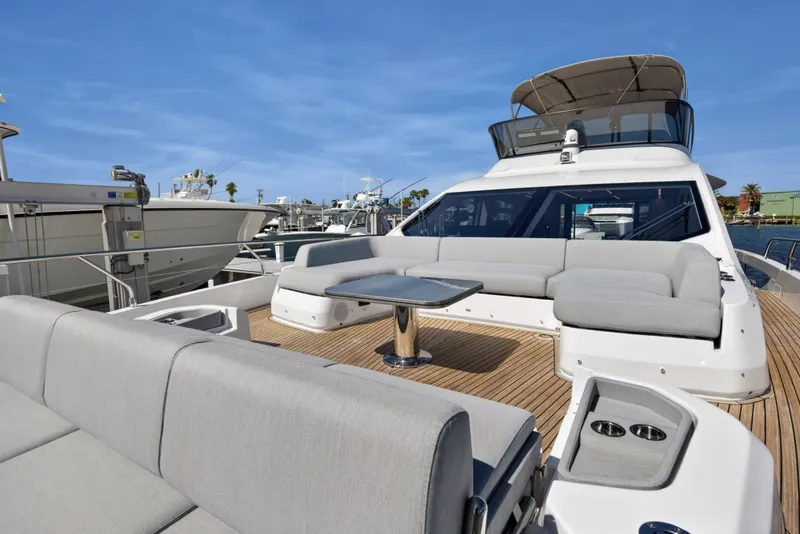 Slide: The Image of Azimut S7 2026 - 45