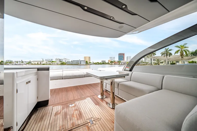 Slide: The Image of Azimut S7 2026 - 58