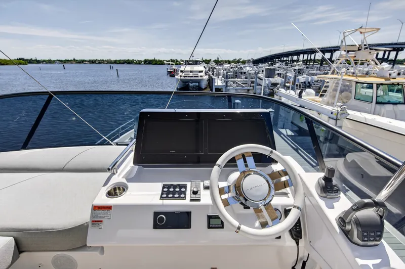 Slide: The Image of Azimut S7 2026 - 20