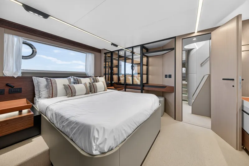Slide: The Image of Azimut S7 2026 - 71
