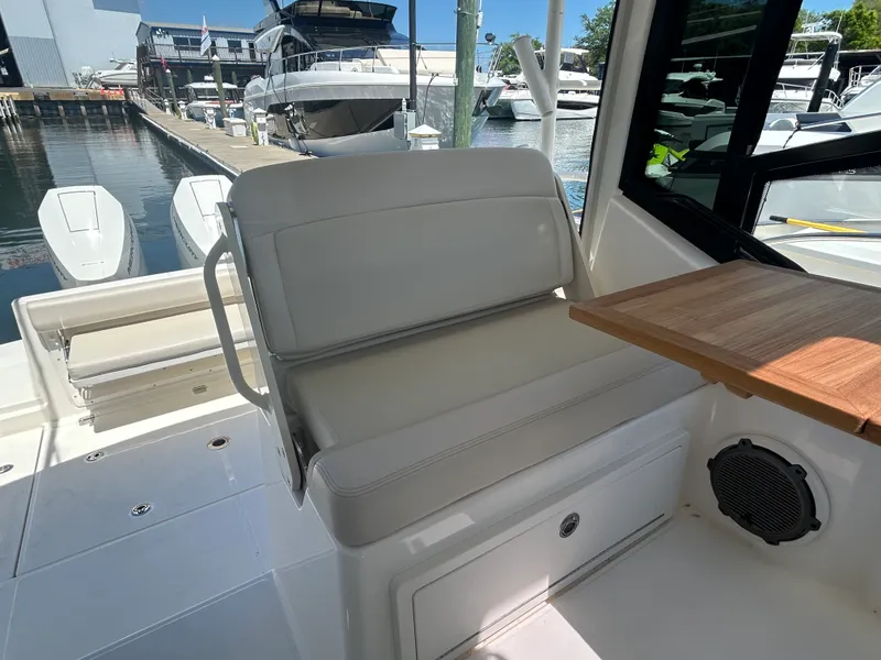 Slide: The Image of Boston Whaler 325 Conquest 2026 - 26