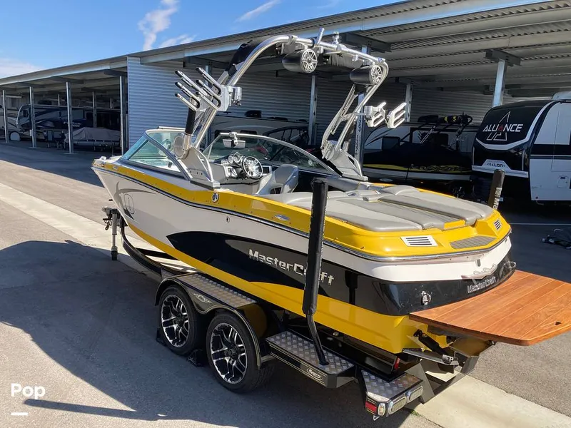 Slide: The Image of Mastercraft X10 2013 - 16766368