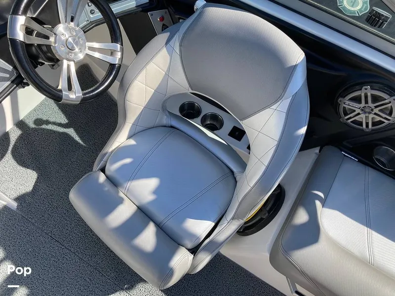 Slide: The Image of Mastercraft X10 2013 - 16766372