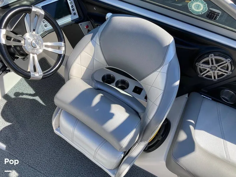 Slide: The Image of Mastercraft X10 2013 - 16766373