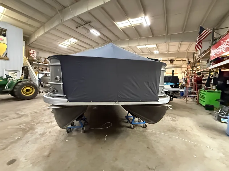 Slide: The Image of Princecraft SPORTFISHER 2022 - 2