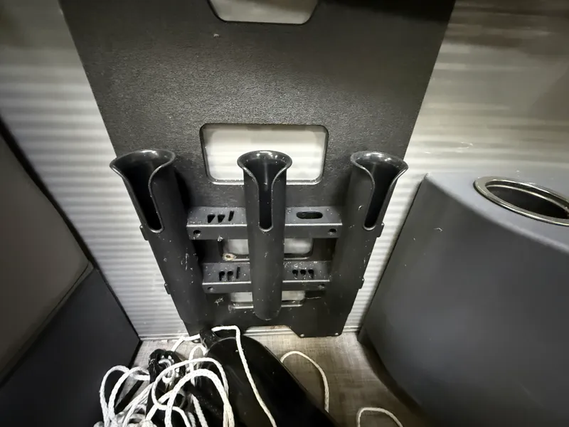 Slide: The Image of Princecraft SPORTFISHER 2022 - 22