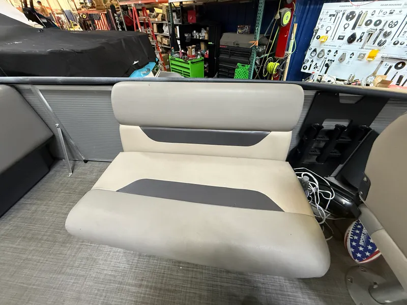 Slide: The Image of Princecraft SPORTFISHER 2022 - 23