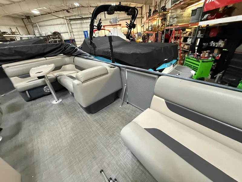 Slide: The Image of Princecraft SPORTFISHER 2022 - 24