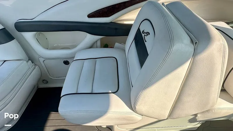 Slide: The Image of Captain's Chair - 16607042