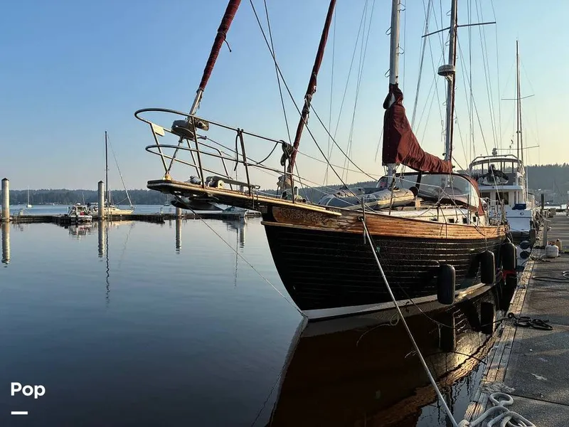 The Image of Young Sun 43 Ketch 1982 - 16639388