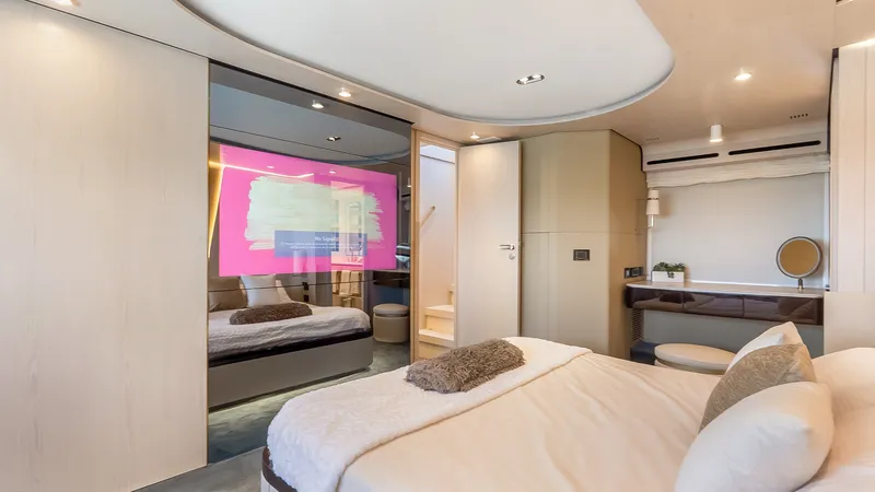 Slide: The Image of Azimut 78 FLY 2025 - 22