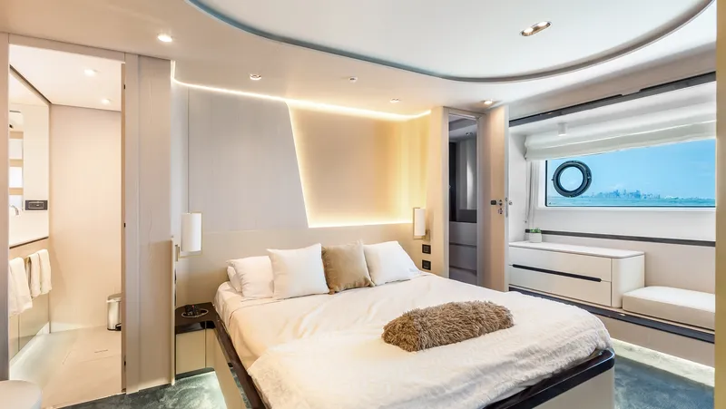 Slide: The Image of Azimut 78 FLY 2025 - 48