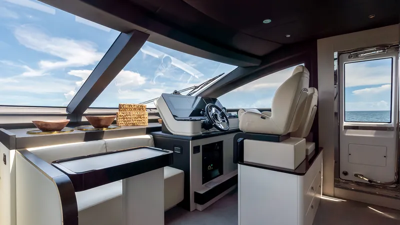 Slide: The Image of Azimut 78 FLY 2025 - 50
