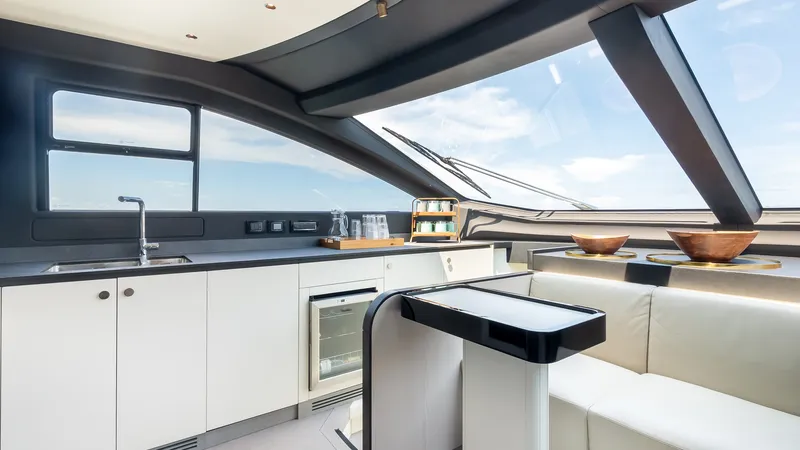 Slide: The Image of Azimut 78 FLY 2025 - 51