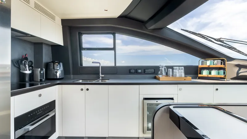 Slide: The Image of Azimut 78 FLY 2025 - 53