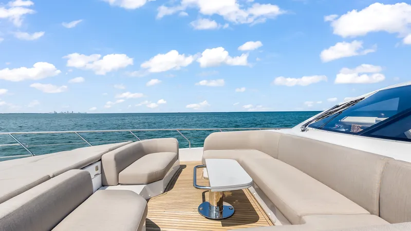 Slide: The Image of Azimut 78 FLY 2025 - 68