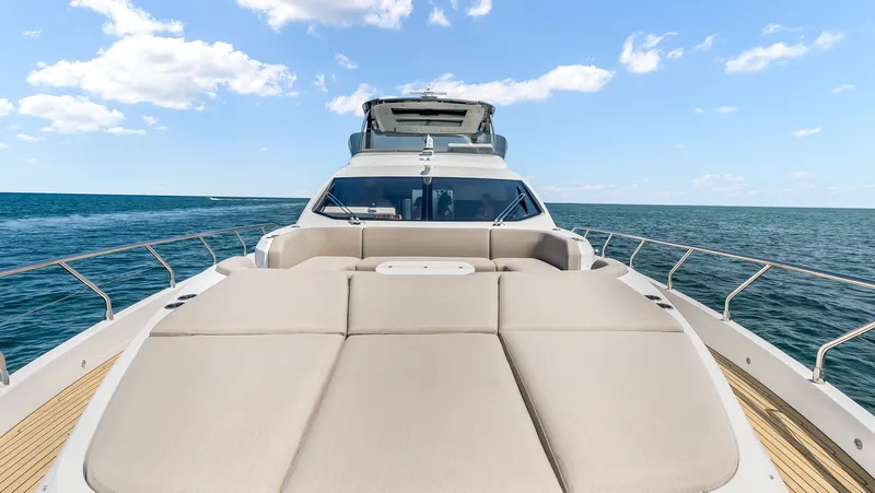 Slide: The Image of Azimut 78 FLY 2025 - 71